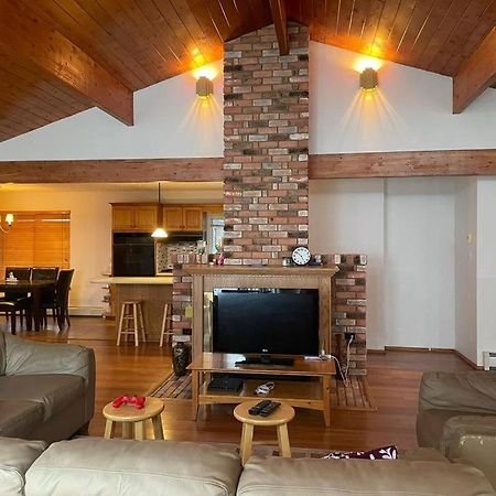 Metchosin Beach House 빅토리아 외부 사진