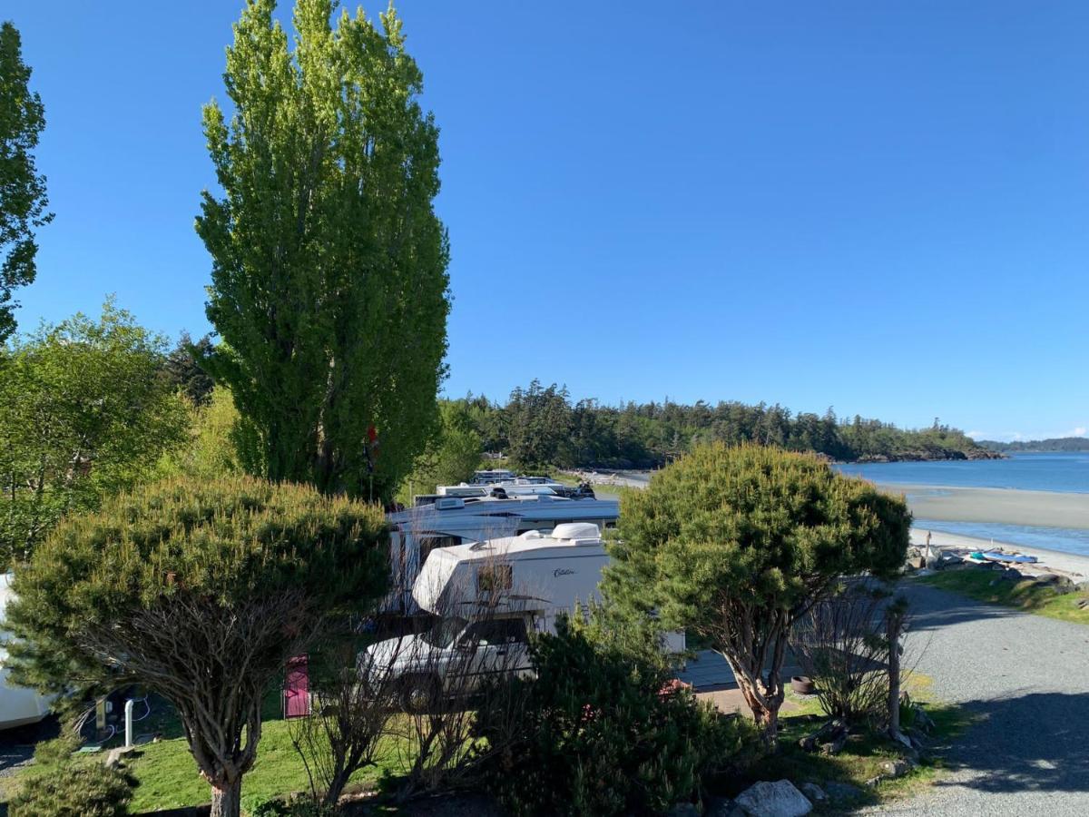 Metchosin Beach House 빅토리아 외부 사진